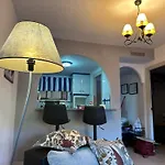 Bajo El Gallo