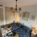 Bajo El Gallo * Торевьиа