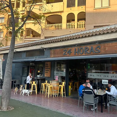 Bajo El Gallo Торевьиа