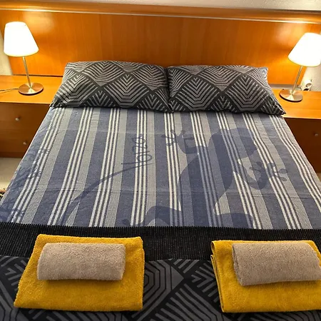 Апартаменти Bajo El Gallo Торрев'єха